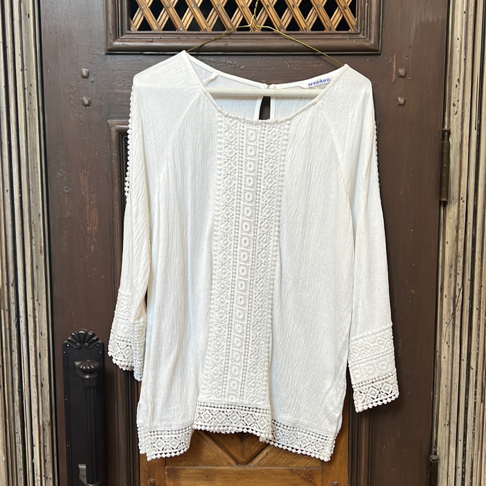 Nygard white lightweight top